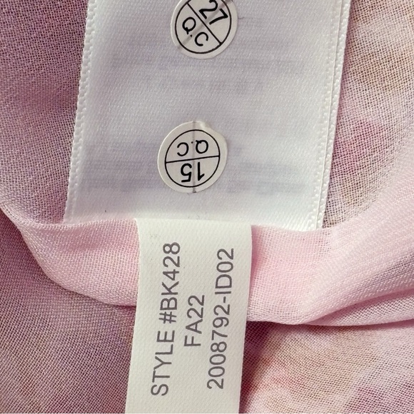 J. Crew Pink Floral Dainty Ruffle V-Neck Long Sleeve Blouse Medium - Picture 14 of 16